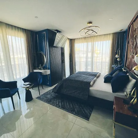 # B87 - Luxus-duplex Apartment, 12 Und 13 Stock Ueber Alanya, Whirlpool Mit Meerblick, Bar, Baeder, Terrassen, Gym, Private Tower Daire Alanya