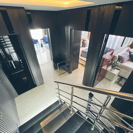 # B87 - Luxus-duplex Apartment, 12 Und 13 Stock Ueber Alanya, Whirlpool Mit Meerblick, Bar, Baeder, Terrassen, Gym, Private Tower Appartement
