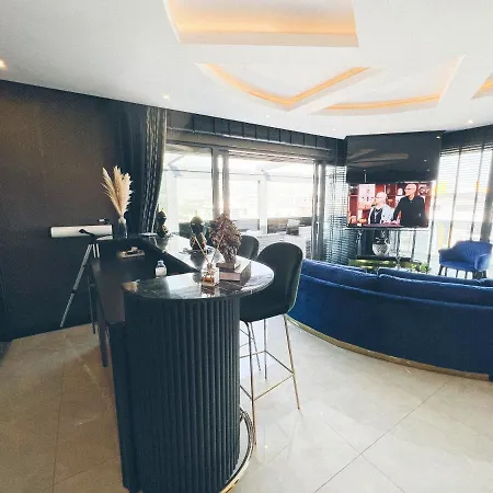 # B87 - Luxus-duplex Apartment, 12 Und 13 Stock Ueber Alanya, Whirlpool Mit Meerblick, Bar, Baeder, Terrassen, Gym, Private Tower Apartamento Alanya